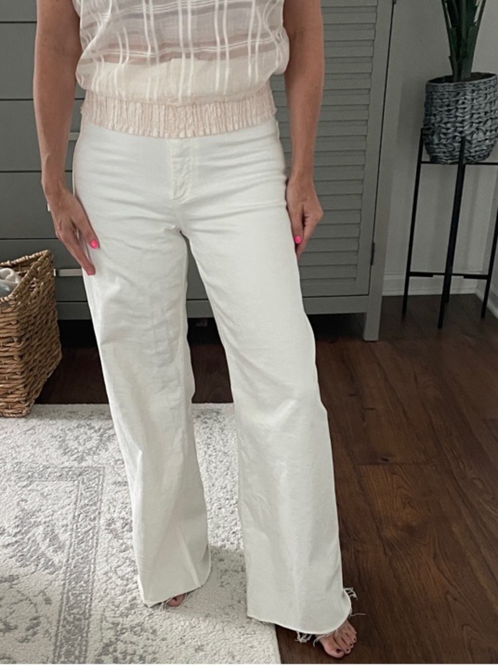 Zara High Wasted White Wide-Leg Jeans